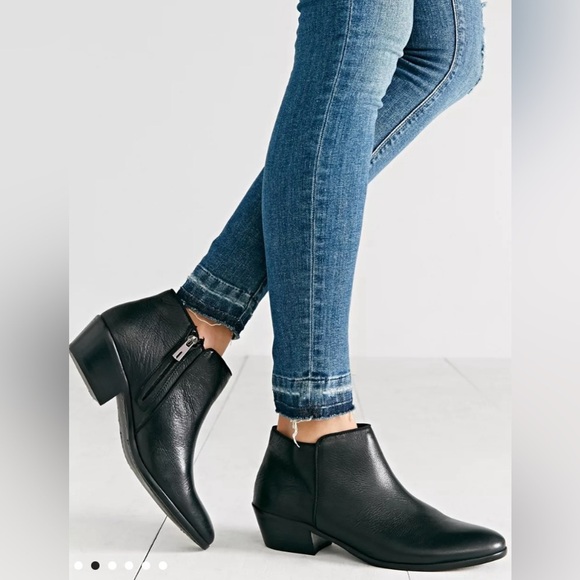 Sam Edelman Petty Leather Zippered Low Heel Ankle Bootie Black Size 7.5 M - Picture 1 of 13